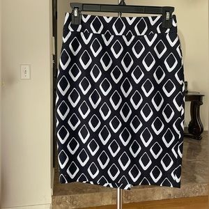 Ann Taylor diamond pattern pencil skirt